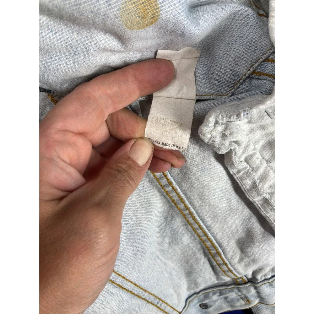 Vintage Mens Levis Denim Trucker Jacket S Light Blue 70506-0214 Made in USA